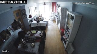 Skinny brunette mother fingers in her bed spy IP cam