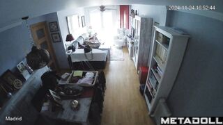 Skinny brunette mother fingers in her bed spy IP cam