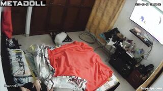 Latin college couple has sex in their bed