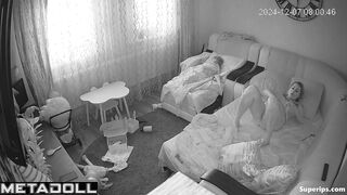Pregnant blonde wife gets penetrated