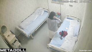 Korean girls get their pussies waxed