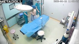 Korean girls get their pussies waxed