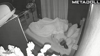 Georgeouse English brunette mature mom forces her husband to cum HD
