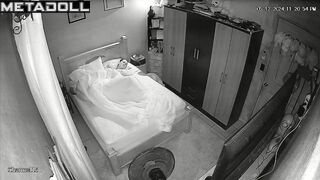Georgeouse Polish brunette woman wets the bed while fucking live HD