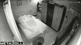 Georgeouse Polish brunette woman wets the bed while fucking live HD