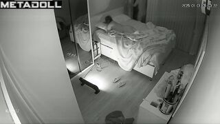 Skinny Scottish brunette mom sex in the living room live HD