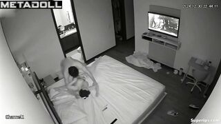 Milf horny Latina rides hard