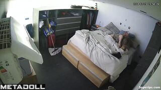 Hot-ass wife rides hard