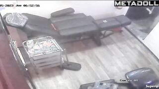Famous tattoo artist fucks his client