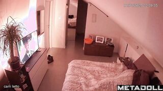 Italian chubby MILF has sex in her bed
