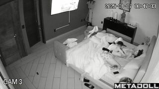 Fat Spanish brunette MILF wets the bed while fucking live