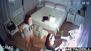 British sisters change their clothes
