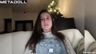 Rat Cam – British girl masturbates in her living room