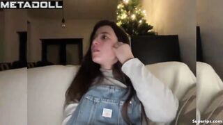 Rat Cam – British girl masturbates in her living room