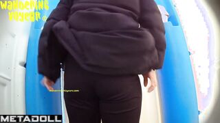 Wandering Voyeur - Bio Toilet Series 1375