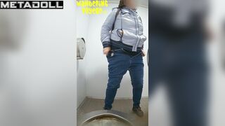 Wandering Voyeur - Street Toilet Series 435