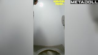 Wandering Voyeur - Street Toilet Series 432