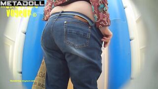 Wandering Voyeur - Bio Toilet Series 1352