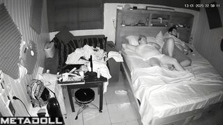 Amazing married couple fuck on the couch live HD