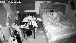 Amazing married couple fuck on the couch live HD