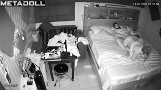 Amazing married couple fuck on the couch live HD