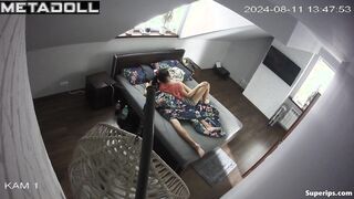 Skinny European wife gets penetrated