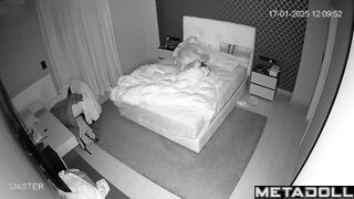 Wife princess gets fucked in her bed