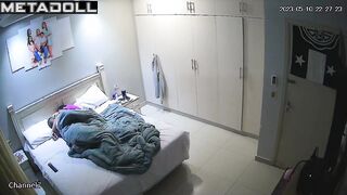Georgeouse Welsh brunette step-mom gets fucked on the couch spy cam record