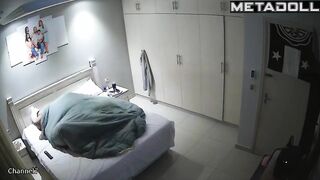 Georgeouse Welsh brunette step-mom gets fucked on the couch spy cam record