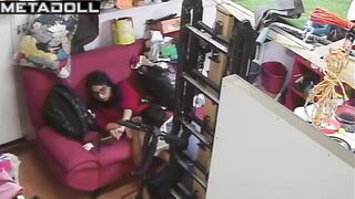 Amazing ass Canadian brunette step-mom fucked hard in Morning hidden cam