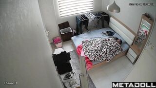 Milf Arab wife gets penetrated in her bed