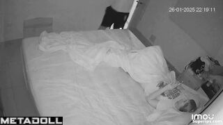 Married blonde woman gets penetrated