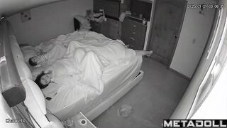 Ukrainian married coiple fuck on the couch HD