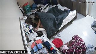 Amateur couple having sex brutally in their bed live