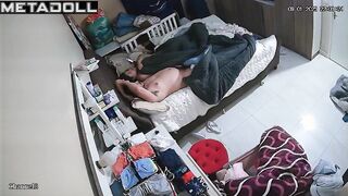 Amateur couple having sex brutally in their bed live