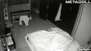 Hot-ass wife gets fucked doggy style