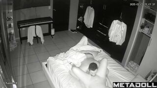 Married Latina woman receives oral sex