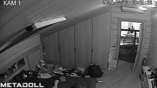 Georgeouse brunette wife has strong orgasms while fingering real hidden cam