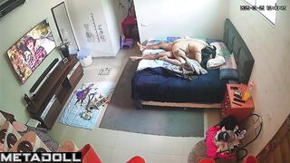 My girlfriend's parents fuck in their daughter’s room hidden camera
