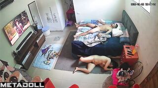 Spanish couple fuck in the living room live HD