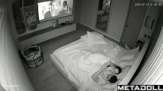 Spanish married couple fucks in their bed