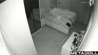Big ass Scottish brunette woman fingers her pussy while fantasizing about strap on porn