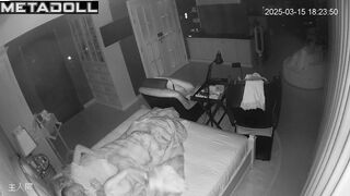 Georgeouse Italian blonde MILF gets fucked on the floor live