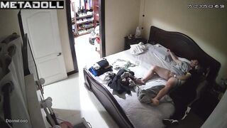 Dutch couple fuck in the bedroom recording