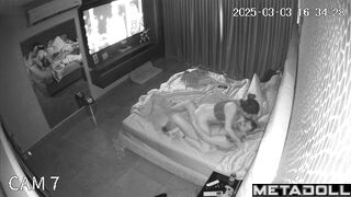 Big-assed MILF wife rides hard