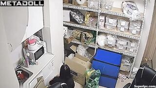 Cute Korean girl changes her clothes hidden
