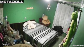 Hot Latina mom takes nude photos
