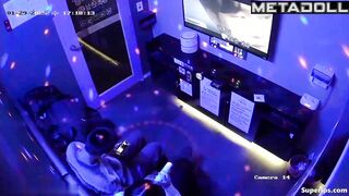 Korean university couple fucks at the karaoke