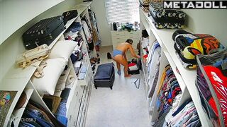 Old Turkish blonde MILF changes her bra before having sex