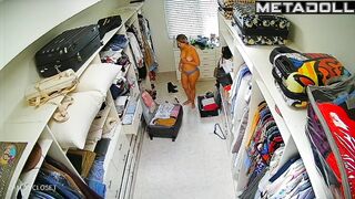 Old Turkish blonde MILF changes her bra before having sex